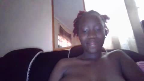 Snapshot of sexy_butty01 chatting on November 27, 2025, 6:04 am sexy_butty01 online show from November 27, 2025, 6:04 am