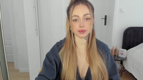 C o r a l i e online show from January 30, 2025, 7:29 am