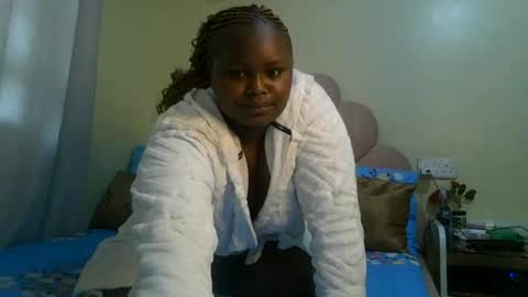 Snapshot of sexy_corn chatting on August 3, 2026, 8:46 am Connie online show from August 3, 2026, 8:46 am
