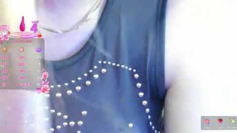Snapshot of sexy_couple_xx1 chatting on September 17, 2025, 7:15 pm sexy_couple_xx1 online show from September 17, 2025, 7:15 pm