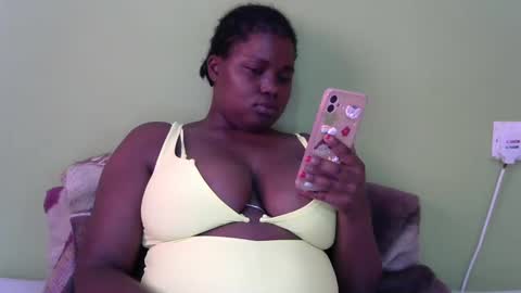 Snapshot of sexy_divana chatting on December 20, 2024, 3:10 pm sexy_divana online show from December 20, 2024, 3:10 pm