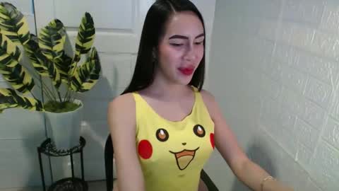 Snapshot of sexy_emily92 chatting on September 17, 2025, 2:19 pm sexy_emily92 online show from September 17, 2025, 2:19 pm
