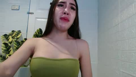 Snapshot of sexy_emily92 chatting on September 27, 2025, 2:55 pm sexy_emily92 online show from September 27, 2025, 2:55 pm