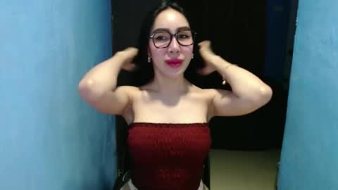 sexy_emily92 online show from December 21, 2025, 12:34 pm