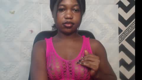 Snapshot of sexy_floral chatting on September 14, 2025, 7:29 am Angela online show from September 14, 2025, 7:29 am