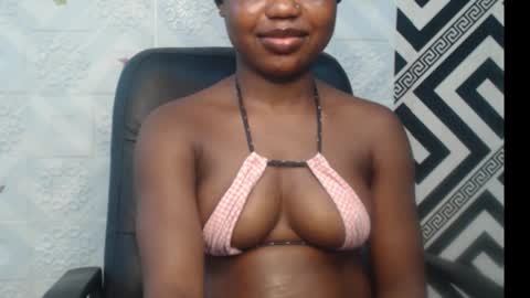 Snapshot of sexy_floral chatting on September 21, 2025, 8:54 pm Angela online show from September 21, 2025, 8:54 pm