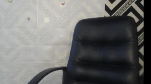 Snapshot of sexy_floral chatting on September 24, 2025, 9:40 pm Angela online show from September 24, 2025, 9:40 pm