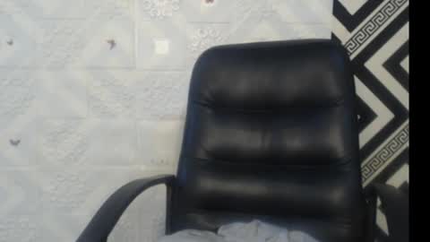 Snapshot of sexy_floral chatting on September 27, 2025, 10:15 pm Angela online show from September 27, 2025, 10:15 pm