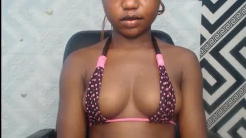 Snapshot of sexy_floral chatting on October 6, 2025, 9:56 pm Angela online show from October 6, 2025, 9:56 pm