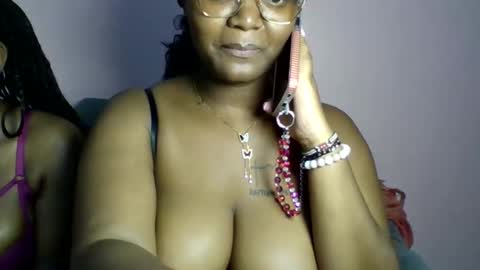 Snapshot of sexy_helle chatting on April 22, 2026, 3:46 pm sexy_helle online show from April 22, 2026, 3:46 pm
