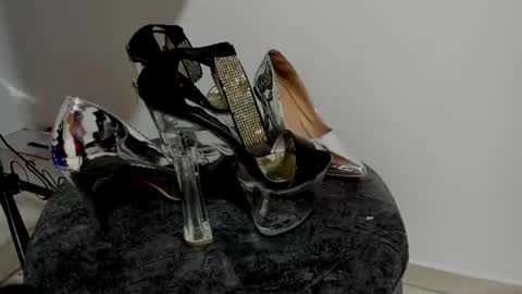 Snapshot of sexy_hot_milf_ chatting on July 15, 2026, 7:30 pm Dafne online show from July 15, 2026, 7:30 pm