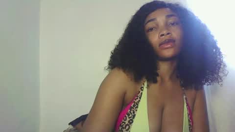 Sexy kitty881 online show from September 28, 2025, 12:32 pm