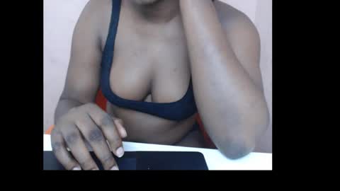 Snapshot of sexy_lagatha chatting on October 11, 2025, 11:09 am sexy_lagatha online show from October 11, 2025, 11:09 am