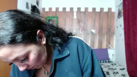 sexy lolas online show from January 16, 2025, 5:21 am