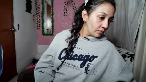 sexy lolas online show from September 17, 2025, 5:09 am