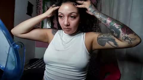 sexy lolas online show from October 22, 2025, 6:13 am