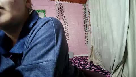 Snapshot of sexy_lolas chatting on June 9, 2026, 6:03 am sexy lolas online show from June 9, 2026, 6:03 am