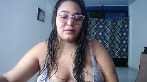 SIRENA LOVE online show from November 14, 2025, 6:01 am
