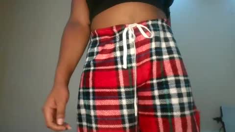 Snapshot of sexy_lyna chatting on June 24, 2026, 4:33 am sexy_lyna online show from June 24, 2026, 4:33 am