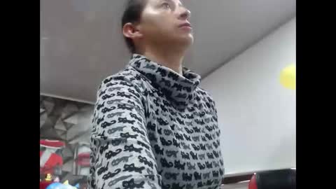 MARIPOSA online show from October 18, 2025, 12:06 pm