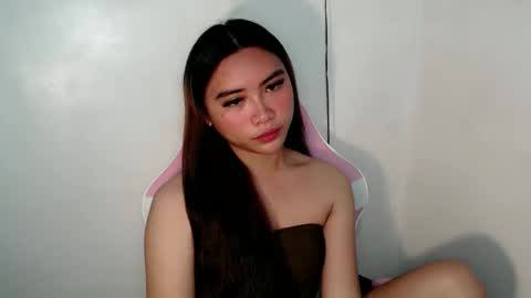 Snapshot of sexy_mikaxoxo chatting on May 4, 2026, 11:17 am mika online show from May 4, 2026, 11:17 am