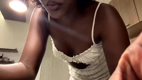 sexy_misspanther online show from September 27, 2025, 3:39 pm