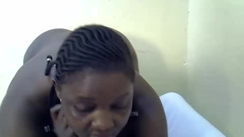 Snapshot of sexy_naila2 chatting on March 1, 2026, 11:34 am sexy_naila2 online show from March 1, 2026, 11:34 am