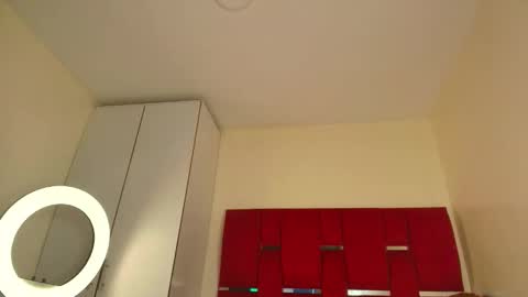 sexy_nicole_ricutty online show from December 4, 2025, 5:54 pm