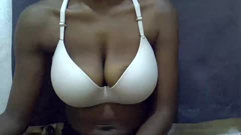 sexy_peach4 online show from June 18, 2026, 9:36 am
