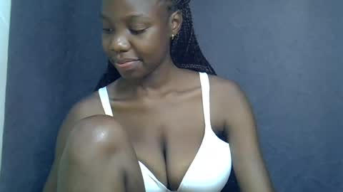 sexy_peach4 online show from July 13, 2026, 10:01 pm