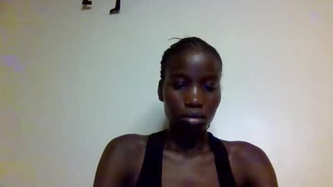 sexy_petittie online show from October 16, 2025, 6:31 pm