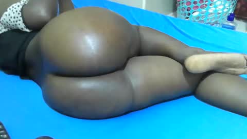 Snapshot of sexy_quincy1 chatting on December 20, 2024, 4:14 pm Sexy Quincy online show from December 20, 2024, 4:14 pm