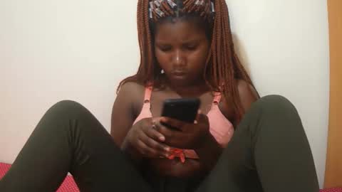 Queen online show from April 10, 2026, 2:33 pm