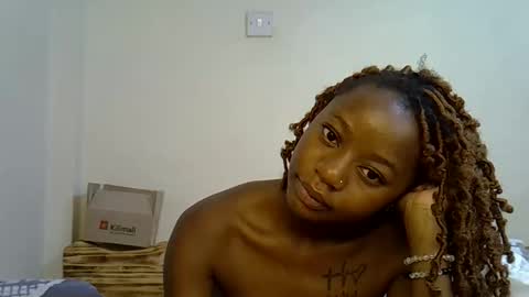 Snapshot of sexy_sasy chatting on November 17, 2025, 2:50 am sexy_sasy online show from November 17, 2025, 2:50 am