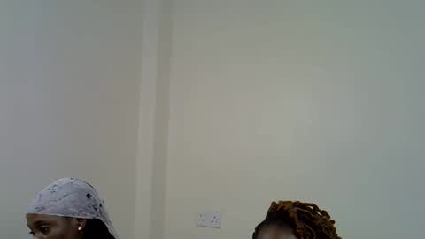 Snapshot of sexy_sasy chatting on November 20, 2025, 4:18 pm sexy_sasy online show from November 20, 2025, 4:18 pm