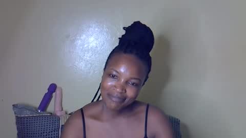 Snapshot of sexy_sazii chatting on October 10, 2025, 10:14 am sexy_sazii online show from October 10, 2025, 10:14 am