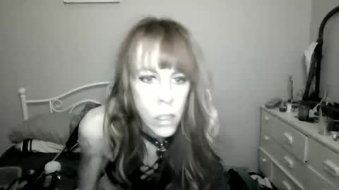 sexy scarlett cinnamon online show from November 23, 2025, 6:46 am