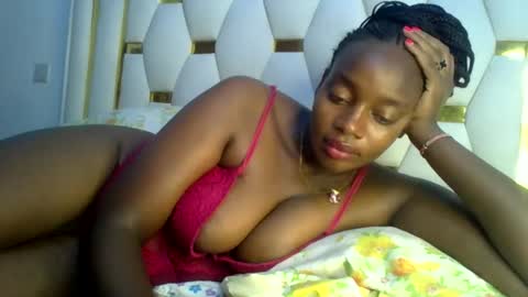 laura online show from February 23, 2025, 1:42 pm