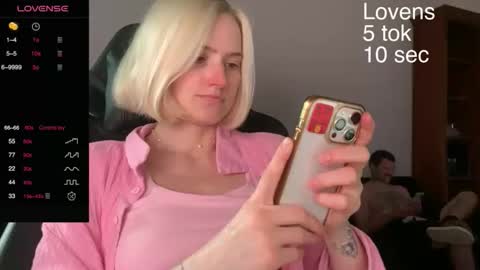 Snapshot of sexy_sweets chatting on September 21, 2025, 2:40 pm Sexy-Sweets online show from September 21, 2025, 2:40 pm