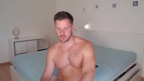 Snapshot of sexyandmarried chatting on January 14, 2025, 12:24 pm sexyandmarried online show from January 14, 2025, 12:24 pm
