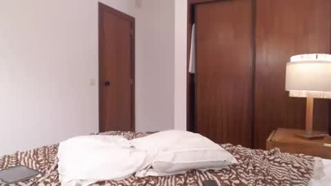 Snapshot of sexyandmarried chatting on September 14, 2025, 9:47 pm sexyandmarried online show from September 14, 2025, 9:47 pm