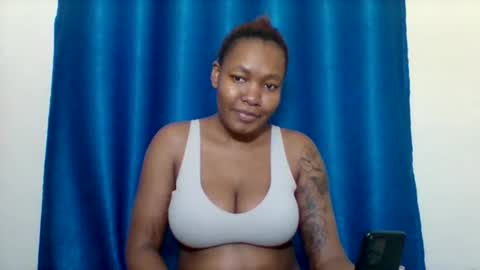 sexyapple2002 online show from June 1, 2026, 7:04 pm
