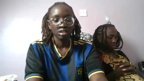 sexyary online show from June 18, 2026, 2:43 pm