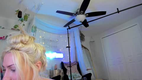 Ashley Teal online show from January 17, 2025, 6:26 am