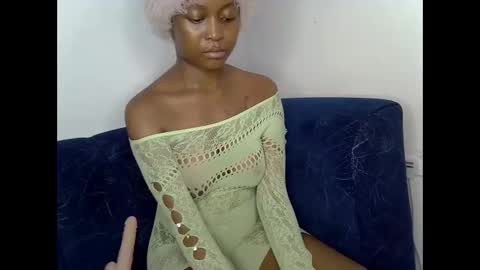 sexyasspetitte_ online show from June 8, 2026, 9:48 pm