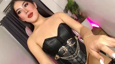 Snapshot of sexybaby2999 chatting on September 26, 2025, 1:48 pm Lexie online show from September 26, 2025, 1:48 pm