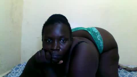 MAUREEN online show from February 3, 2025, 10:00 pm