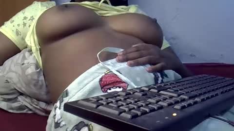 sexycarina254 online show from November 29, 2025, 3:48 pm