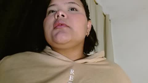 Snapshot of sexychubbyy chatting on February 12, 2025, 5:15 am Eva online show from February 12, 2025, 5:15 am