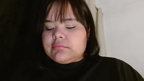 Snapshot of sexychubbyy chatting on February 18, 2025, 1:32 am Eva online show from February 18, 2025, 1:32 am